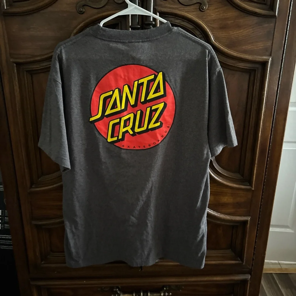 Santa Cruz skateboards Gray T-Shirt size L - Picture 2 of 8